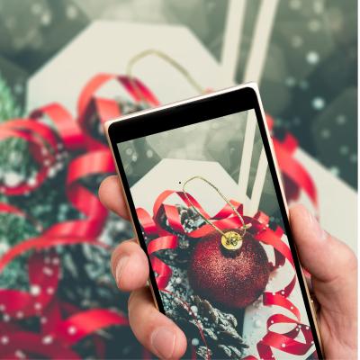 Como criar um cartão de Natal no celular?